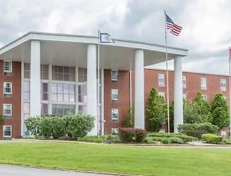 Ramada Conference Center Hotel Morgantown Buitenkant foto